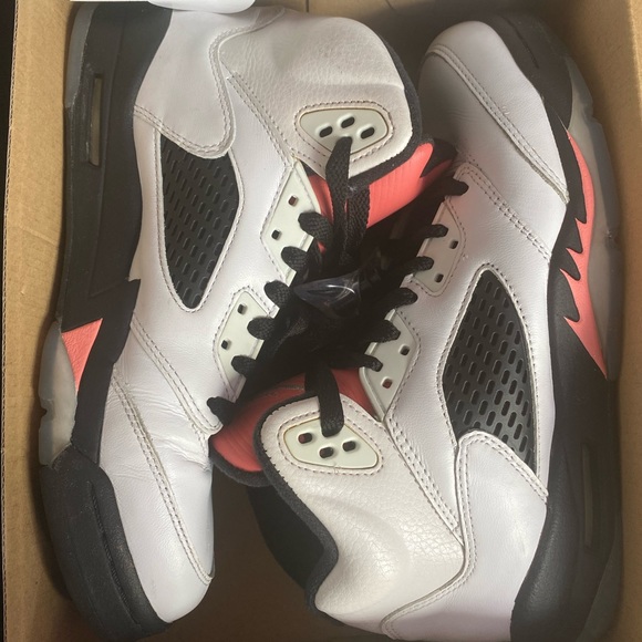Jordan 5 Retro Sunblush (GS) size 6Y - Picture 1 of 14
